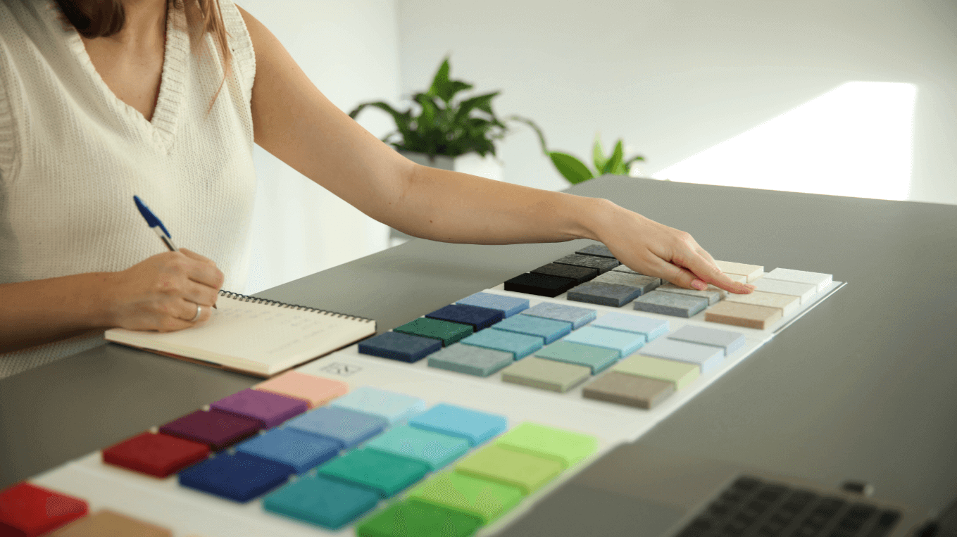 Over 72 Colors at Your Fingertips